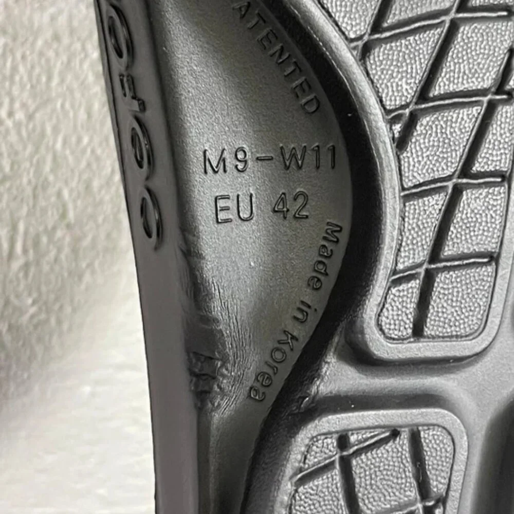 OOFOS OOahh Recovery Sandals Slide Black Open Toe Slip On Men's 9‎ Women's 11